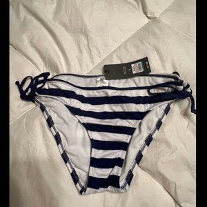 Mossimo blue and white striped swimsuit bottoms size L